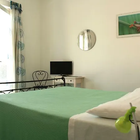 Casa de hóspedes Affittacamere La Buganvillea 3*